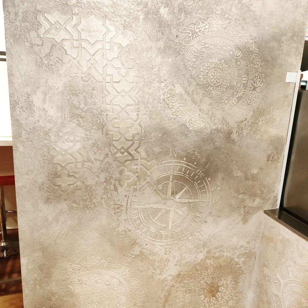 Pizzeria-muro-invecchiato-con-stensil-Dopo-7