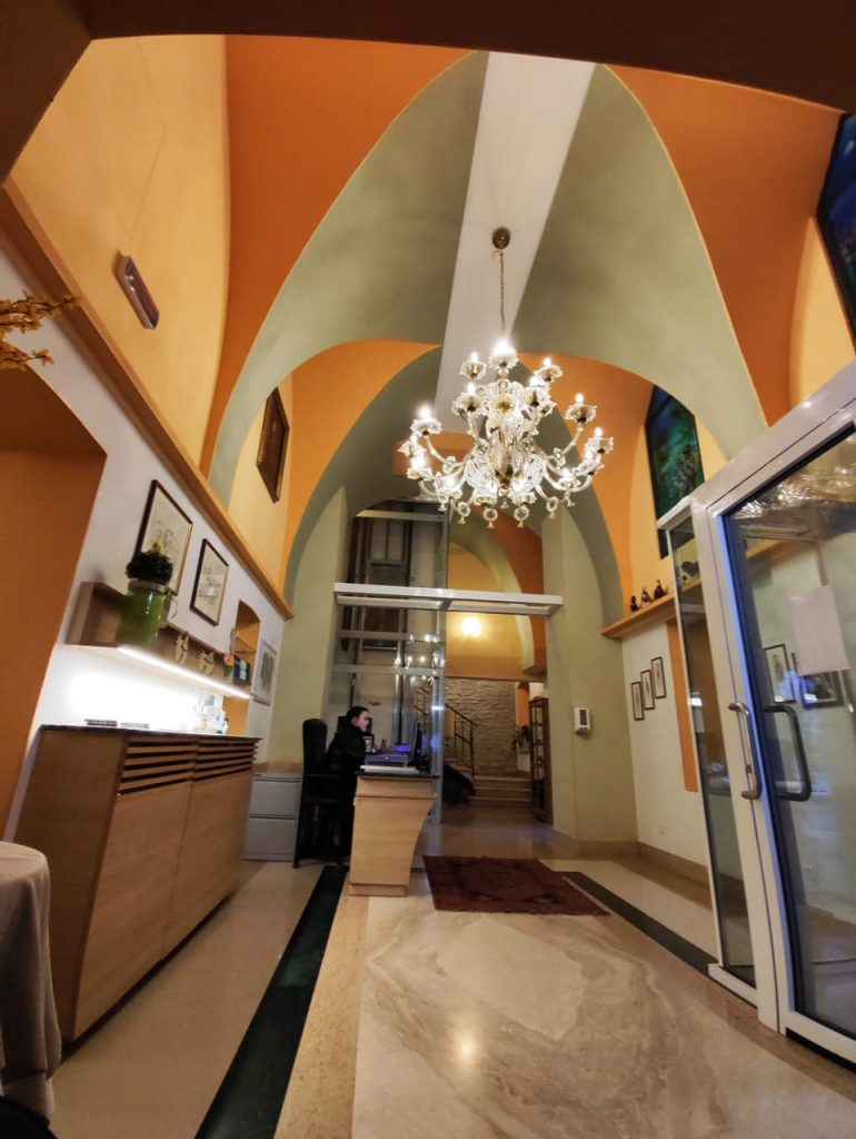 Tinteggiatura-interna-Albergo-Corona-Spiazzi-Dopo-25