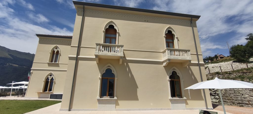 Tinteggiature esterne imbianchino a Verona